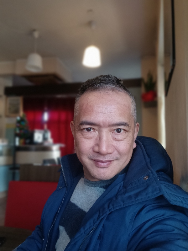 大龙的第一张照片--烟台相亲服务中心