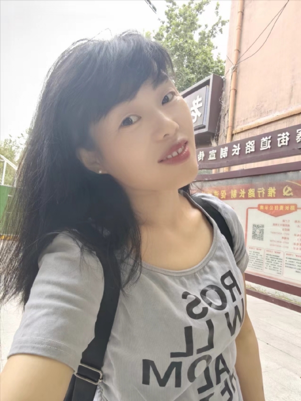 心艺的第二张照片--烟台相亲服务中心