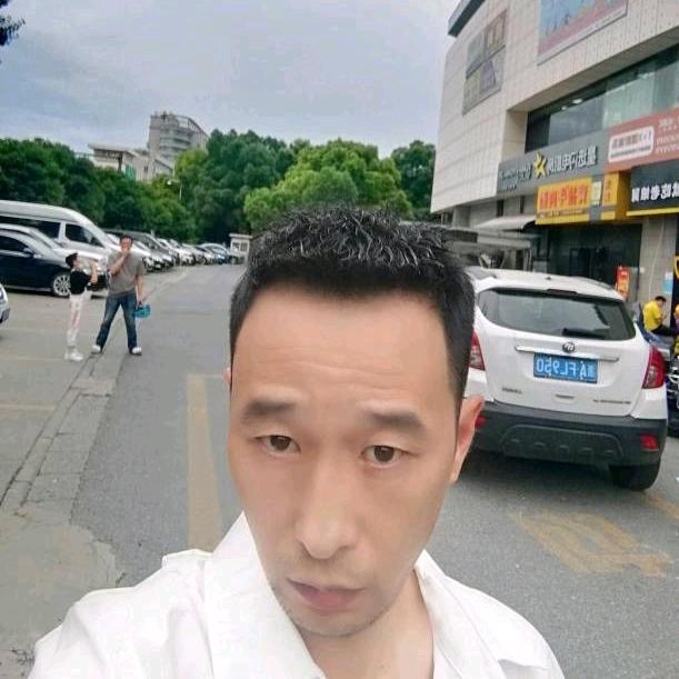 小林的第一张照片--烟台相亲服务中心
