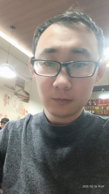 黑黑一笑的第一张照片--烟台相亲服务中心