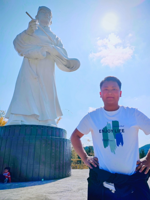 伏王虎的第一张照片--烟台相亲服务中心