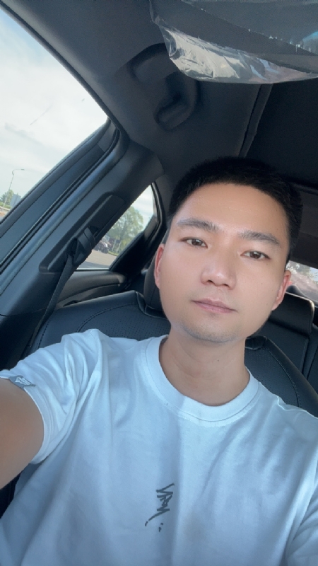 小江的第一张照片--烟台相亲服务中心
