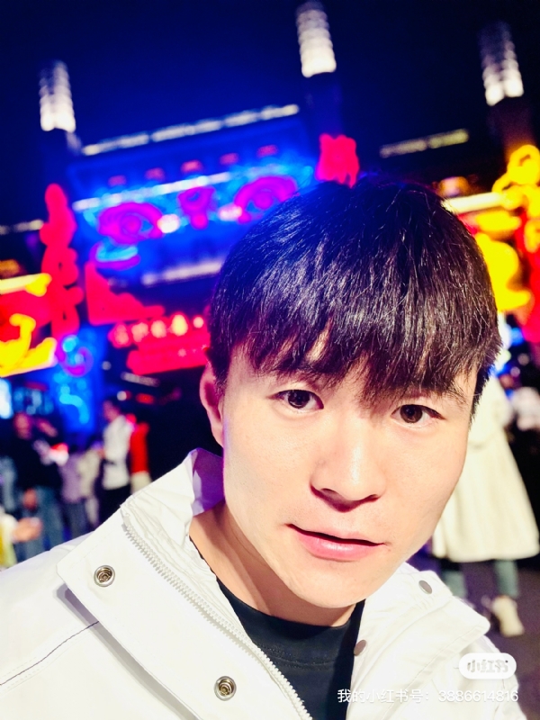 两年又三年的第二张照片--烟台相亲服务中心