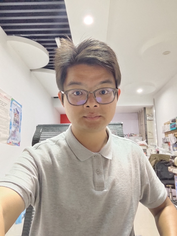 华兴通讯的第一张照片--烟台相亲服务中心