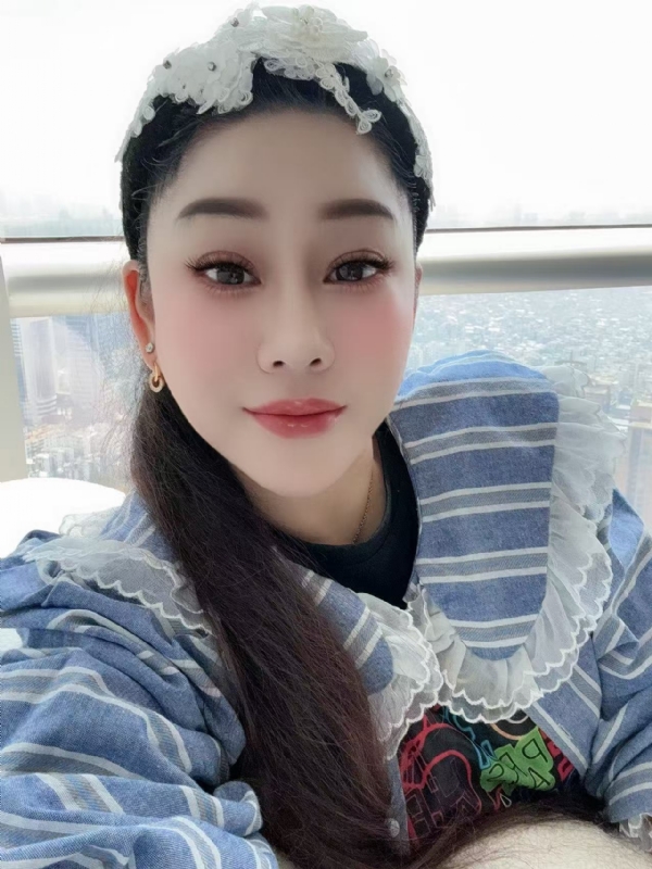 萱草沐晴的第一张照片--烟台相亲服务中心