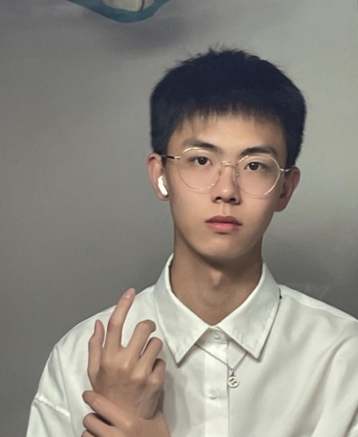 李寒外改英文可家的第二张照片--烟台相亲服务中心