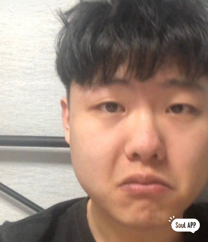 方方正正的第一张照片--烟台相亲服务中心