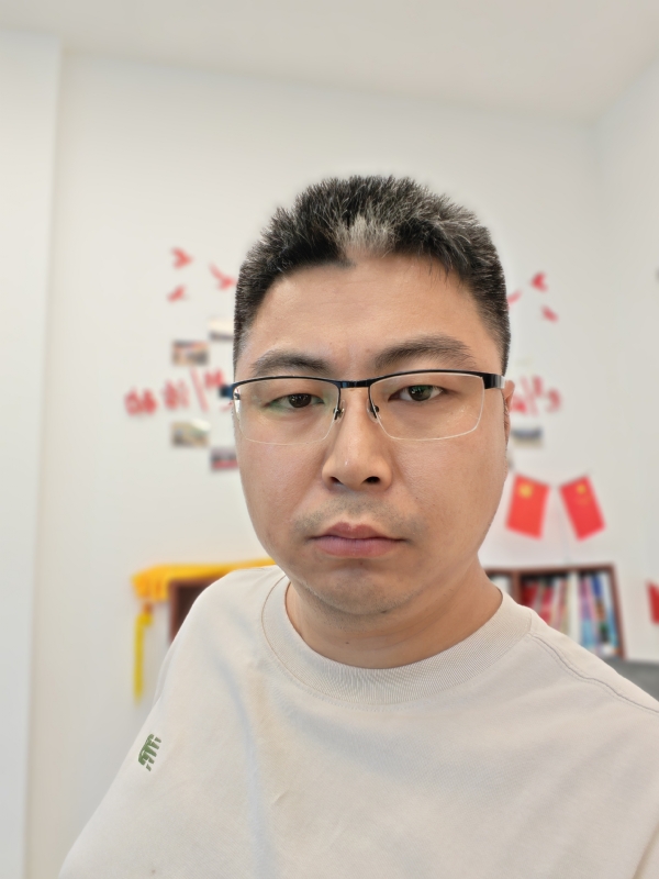 苦海寻舟的第一张照片--烟台相亲服务中心