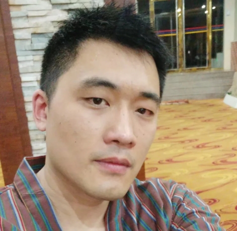 迅猎的第一张照片--烟台相亲服务中心