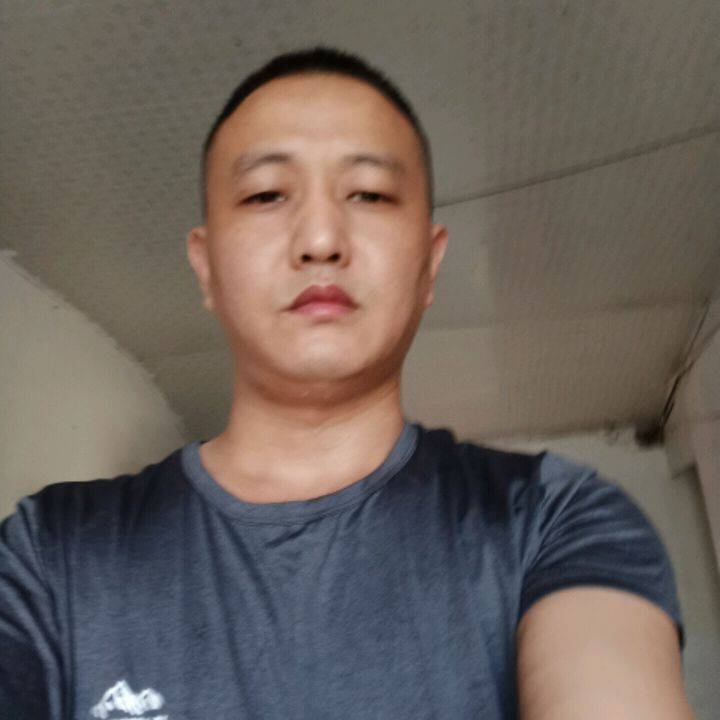 大庆小丁的第一张照片--烟台相亲服务中心